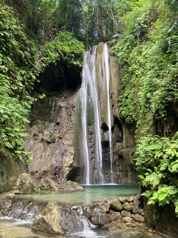 34: Wasserfälle und heiße Quellen